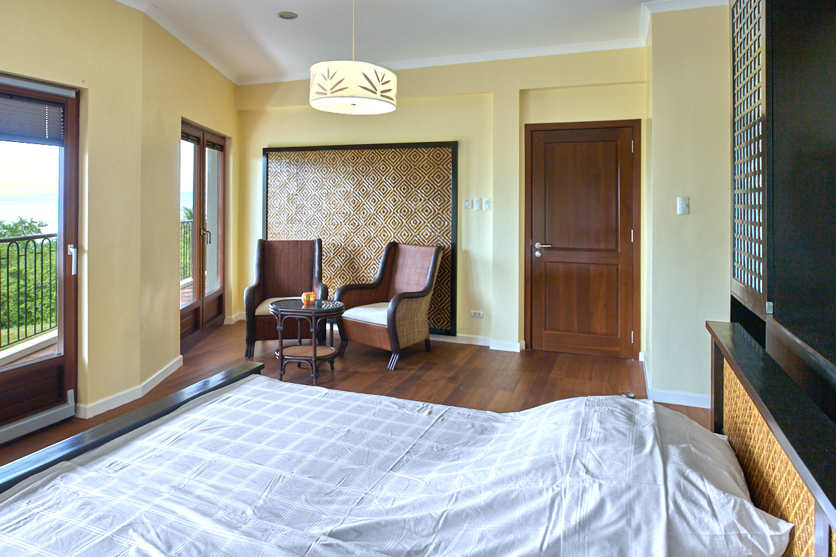 Master bedroom with seating area